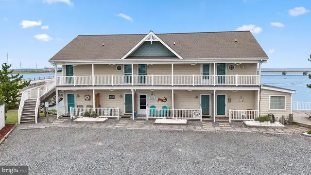 6206 Marsh Island Dr, Chincoteague Island