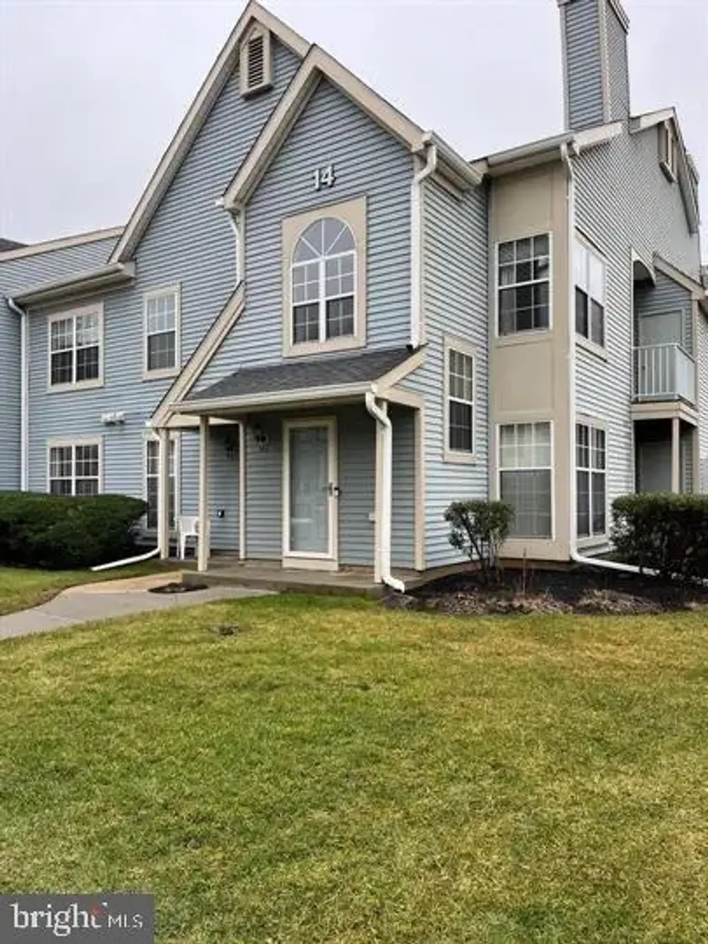 142 Andover #bldg 14, ROBBINSVILLE