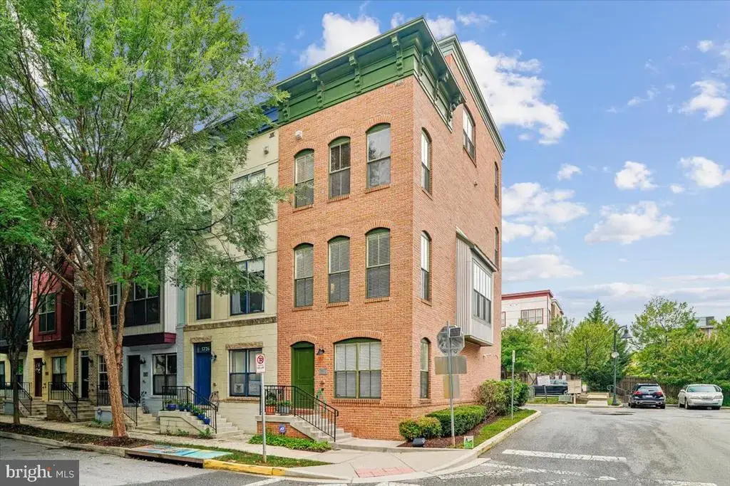 5728 45th Ave, HYATTSVILLE