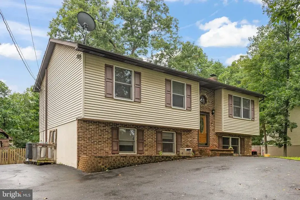 1226 Lakeview Dr, CROSS JUNCTION
