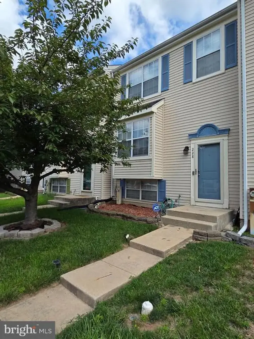 228 Oak Leaf, HALETHORPE