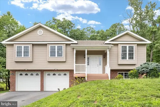 120 Hawk Trl, Winchester