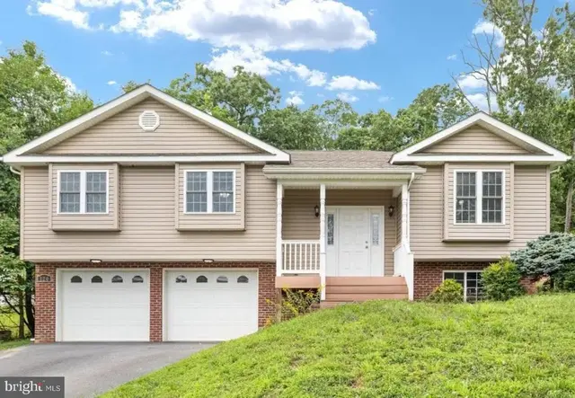 120 Hawk Trl, Winchester