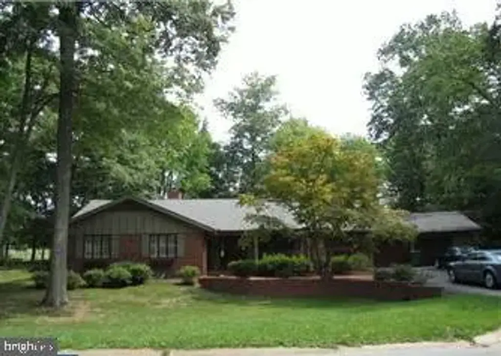 4 Sorrel Dr, WILMINGTON