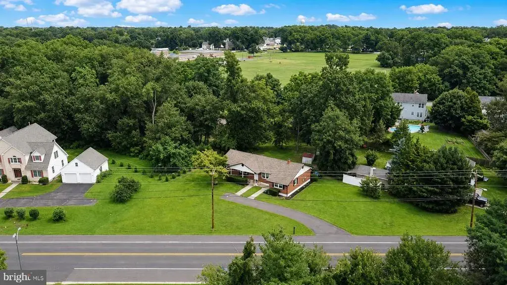 2418 Church Rd, CINNAMINSON