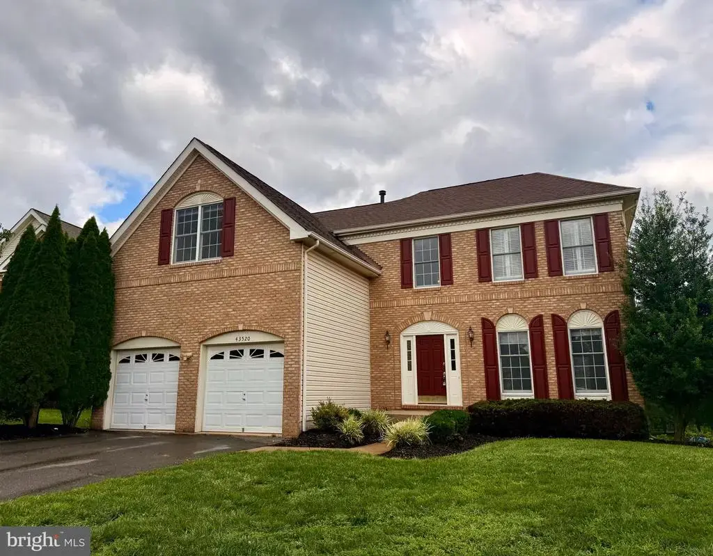 43520 Lucketts Bridge Cir, ASHBURN