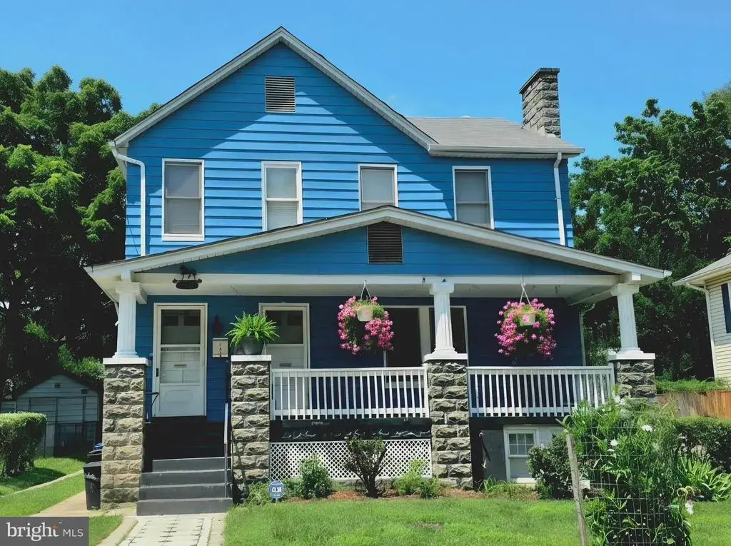 3108 Upshur St, MOUNT RAINIER