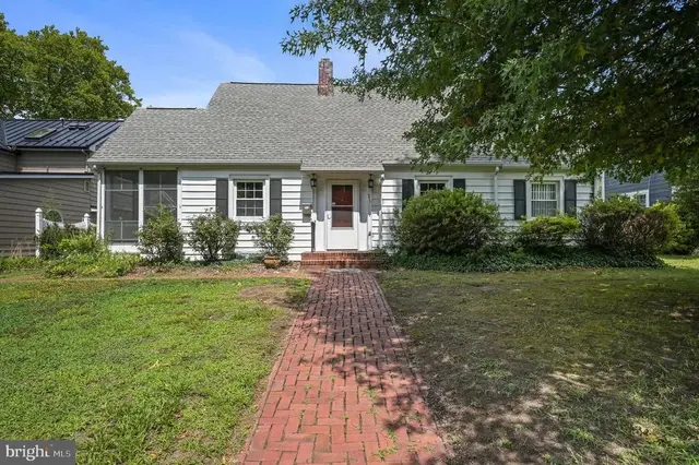 511 Greenhill Rd, Dover