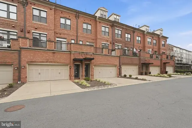 206 Railbender Aly Se, Leesburg