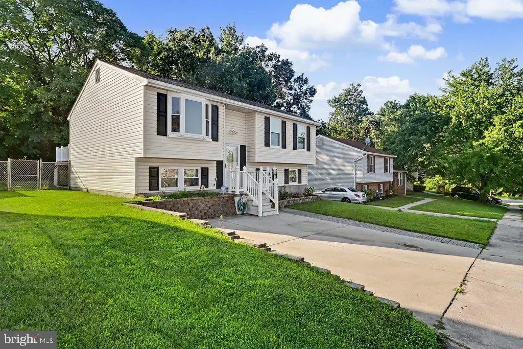 8805 Golden Tree Ln, BALTIMORE