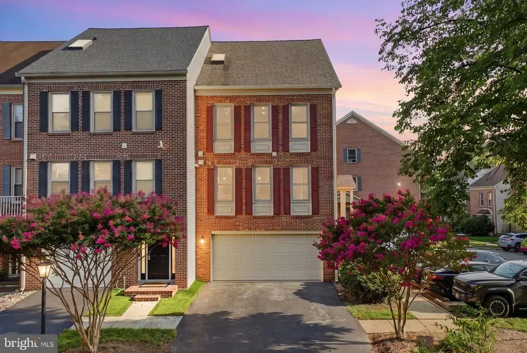 7559 Chrisland Cv, FALLS CHURCH