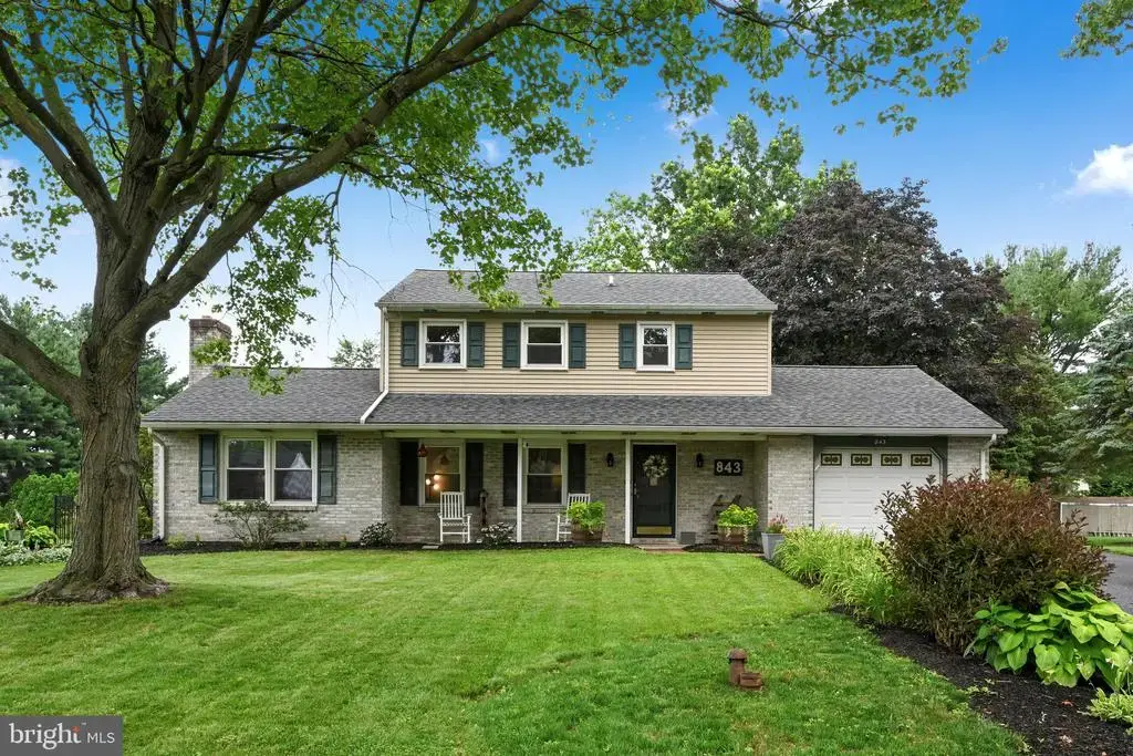 843 Douglas Dr, LITITZ
