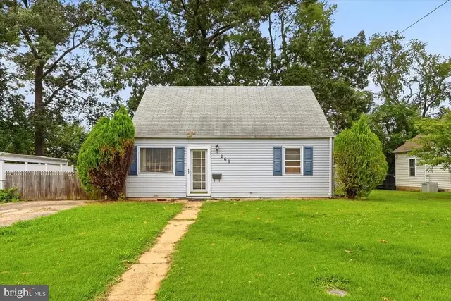 268 Moseby Dr, Manassas Park