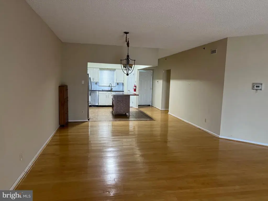 6252 Main St #6252, VOORHEES