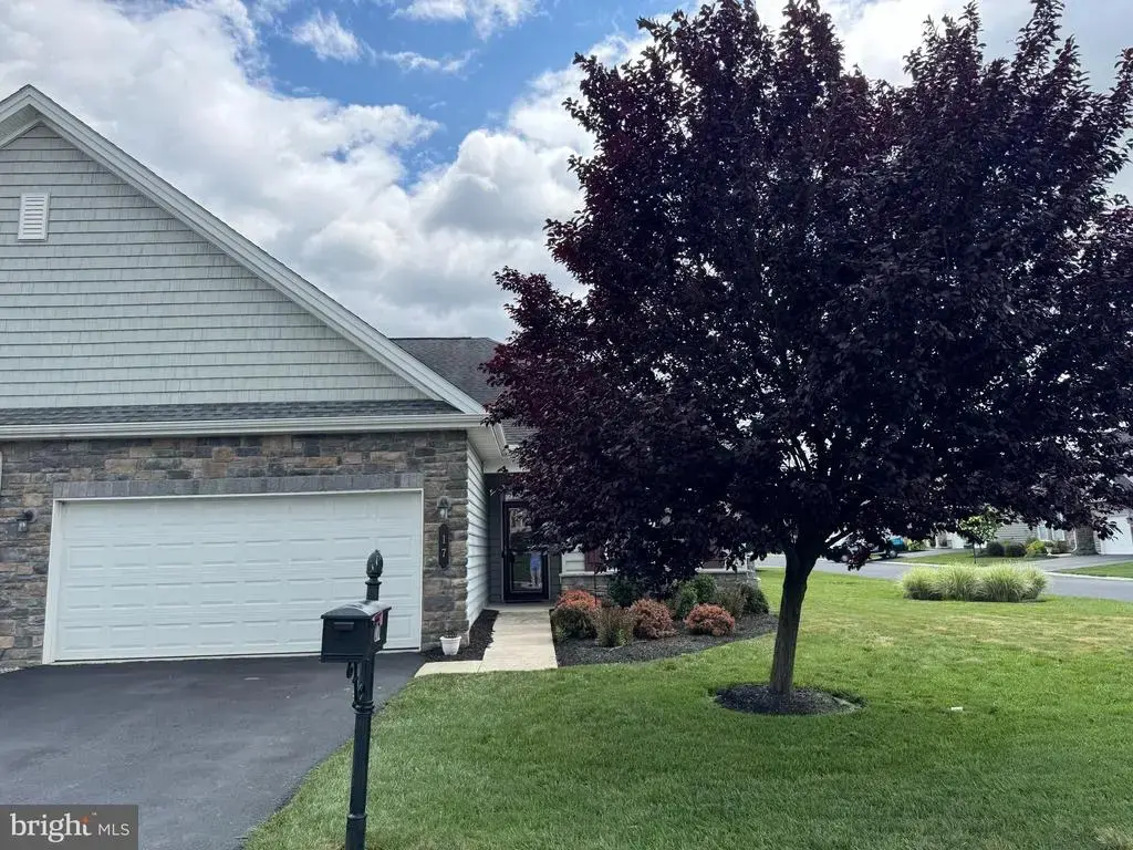 17 Settlers Dr, MECHANICSBURG