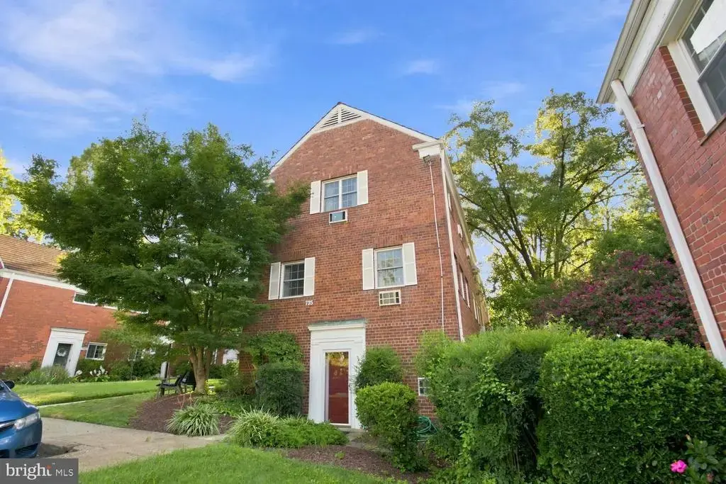 3410 Gunston Rd, ALEXANDRIA