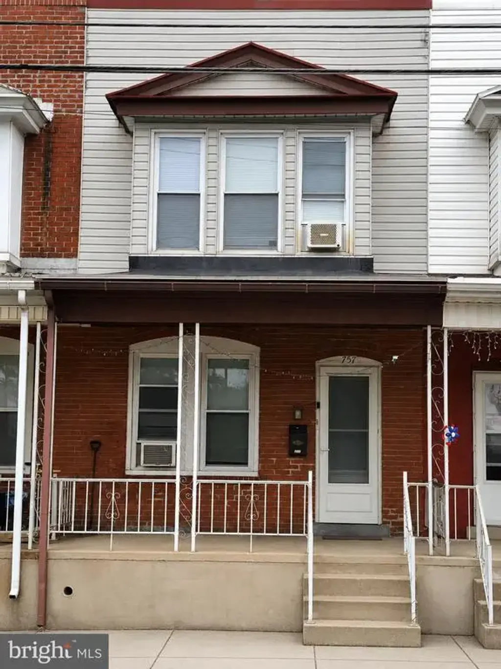 757 Locust St, LEBANON