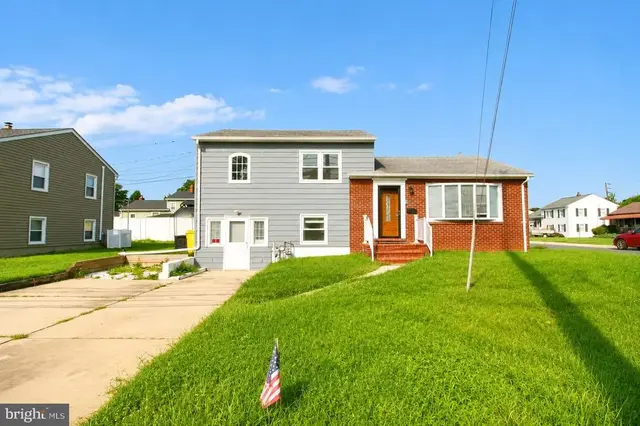 312 N Hammonds Ferry Rd, Linthicum Heights