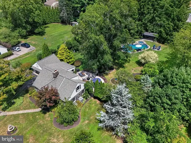 368 King Of Prussia Rd, Wayne