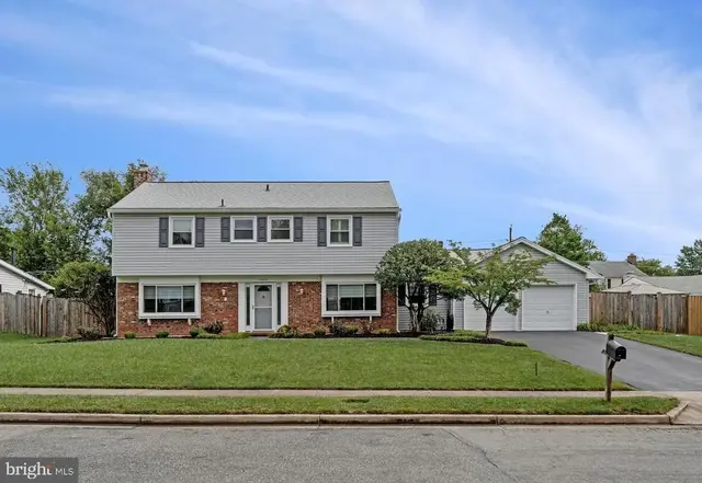 13202 Moss Ranch Ln, Fairfax