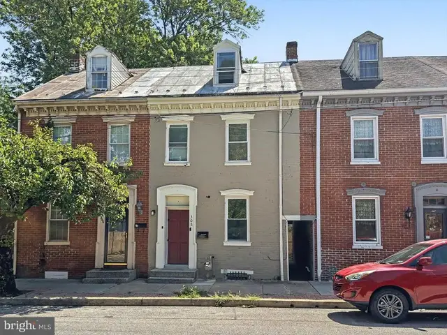 308 W Princess St, York