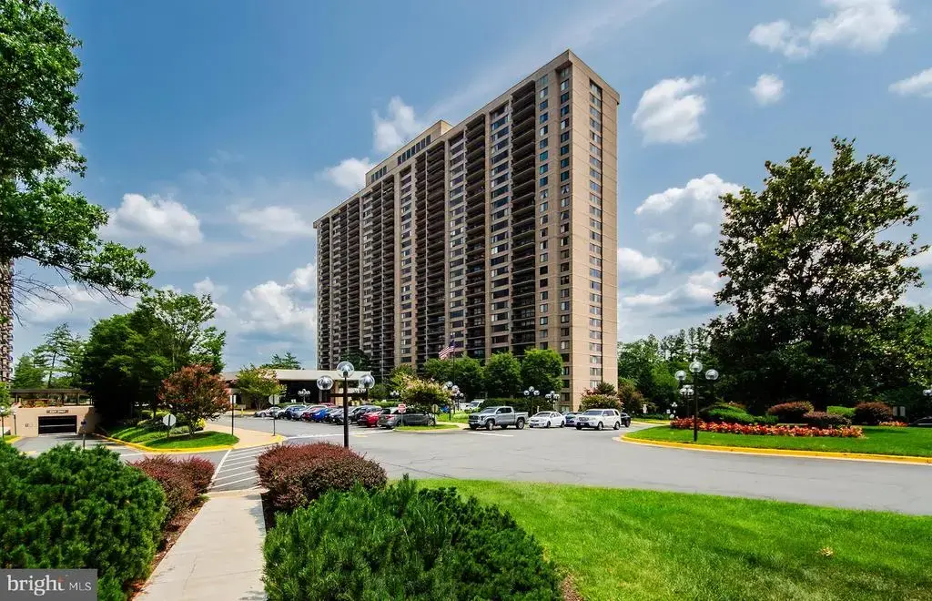 3705 S George Mason Dr #902s, FALLS CHURCH