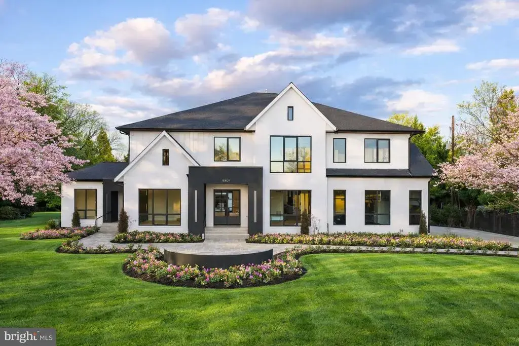 10809 South Glen Road, POTOMAC