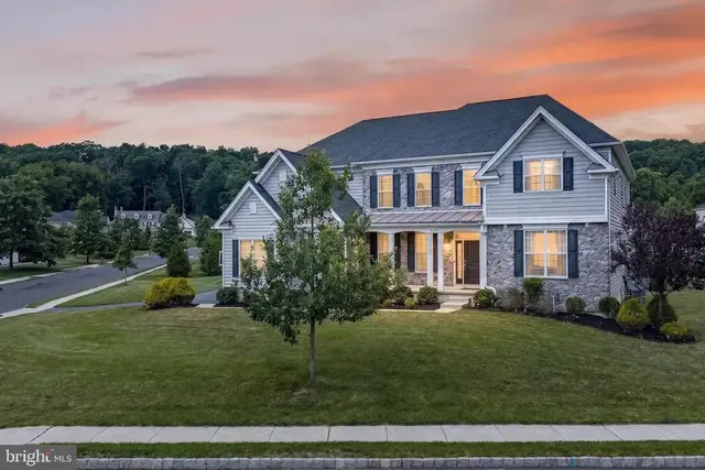 6155 Blue Belle, Center Valley
