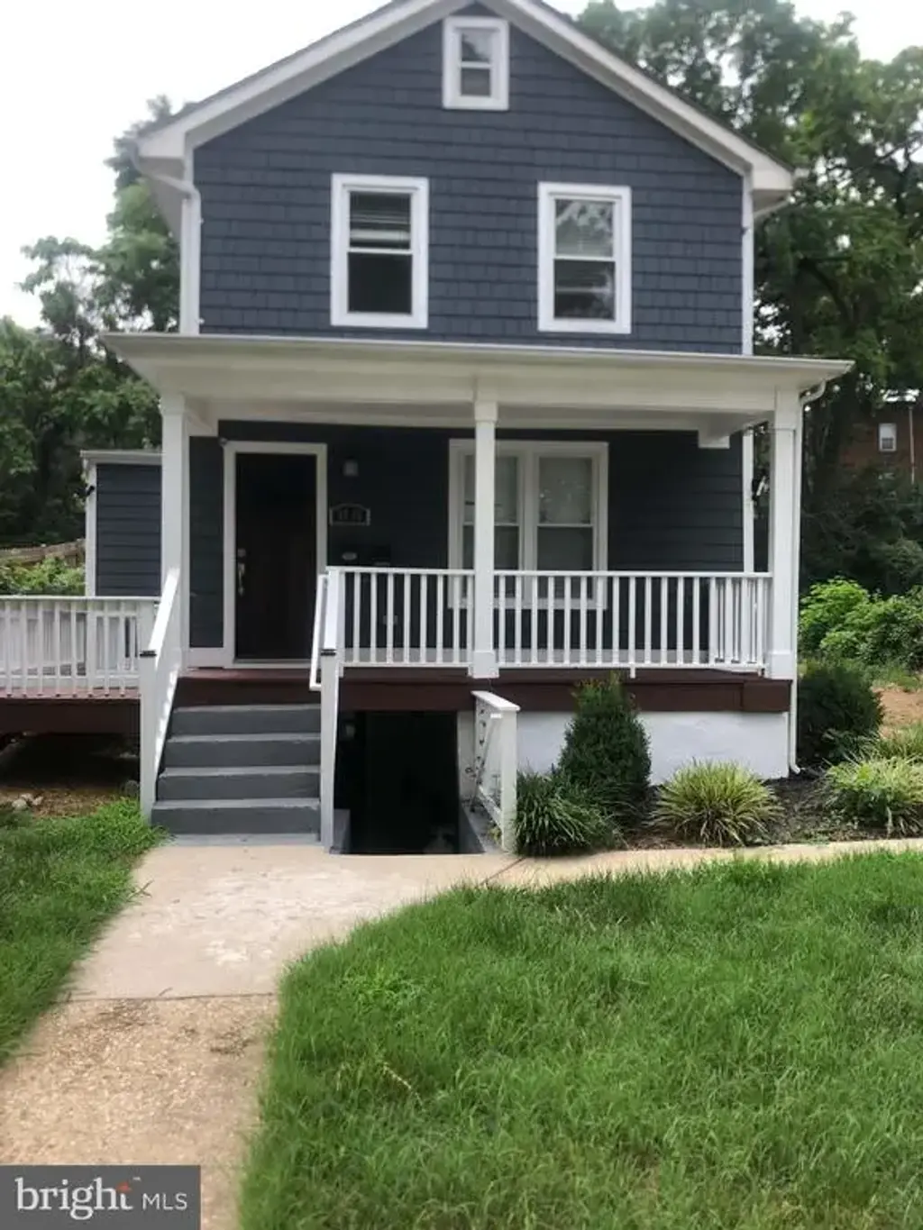 5715 Clay St Ne, WASHINGTON
