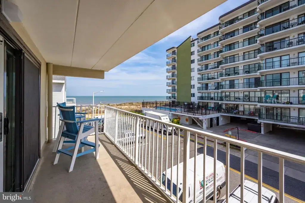 8 35th St #201, OCEAN CITY