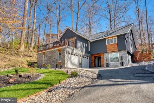 6522 Walhonding Rd, Bethesda