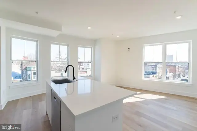 5900 Germantown Ave #9, Philadelphia