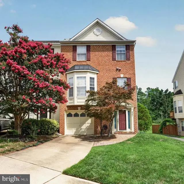 5201 Ballycastle Cir, Alexandria