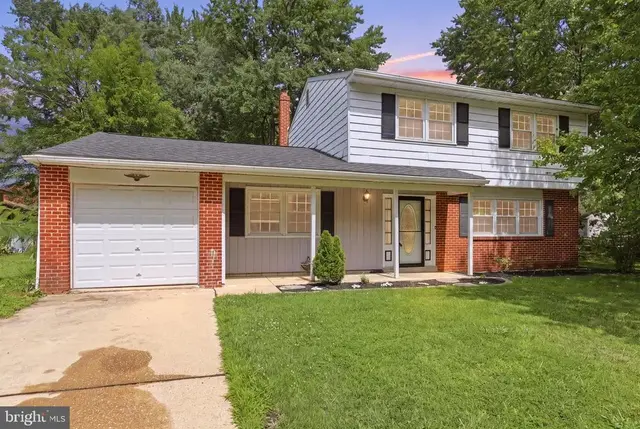 53 Shull Dr, Newark