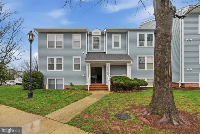 44114 Natalie Ter #202, Ashburn
