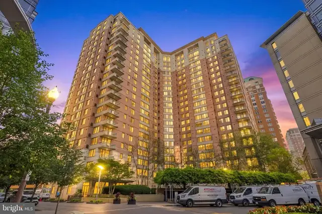 851 N Glebe Rd #1419, Arlington