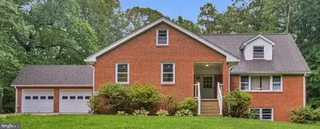 7185 Hawthorne Rd, La Plata