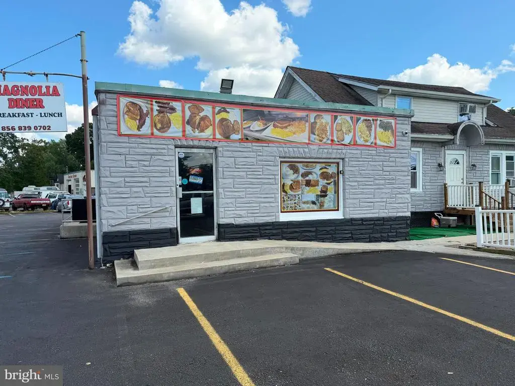 1407 S Main Rd, VINELAND