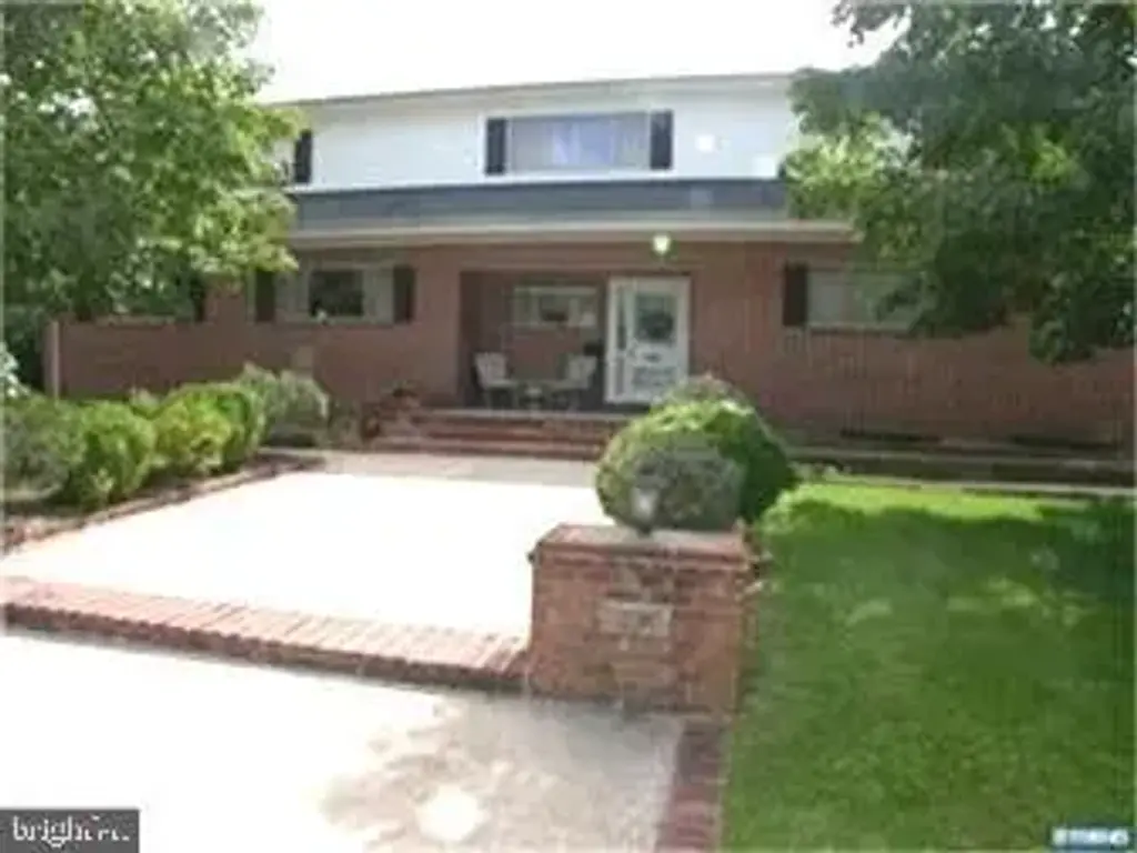 804 W 13th St, NEW CASTLE