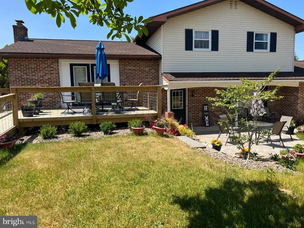 549 Prison Rd, LEESPORT