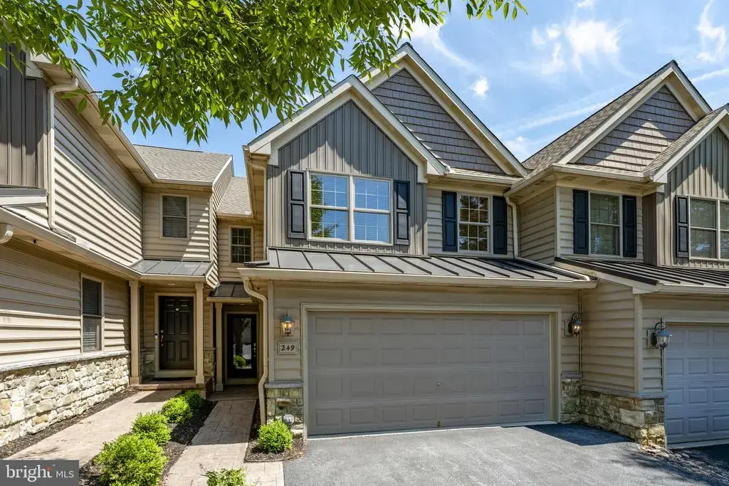 249 Fieldcrest Ln, EPHRATA