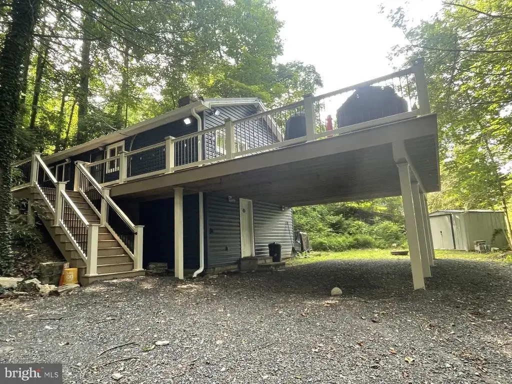 151 E Trails Rd, AIRVILLE