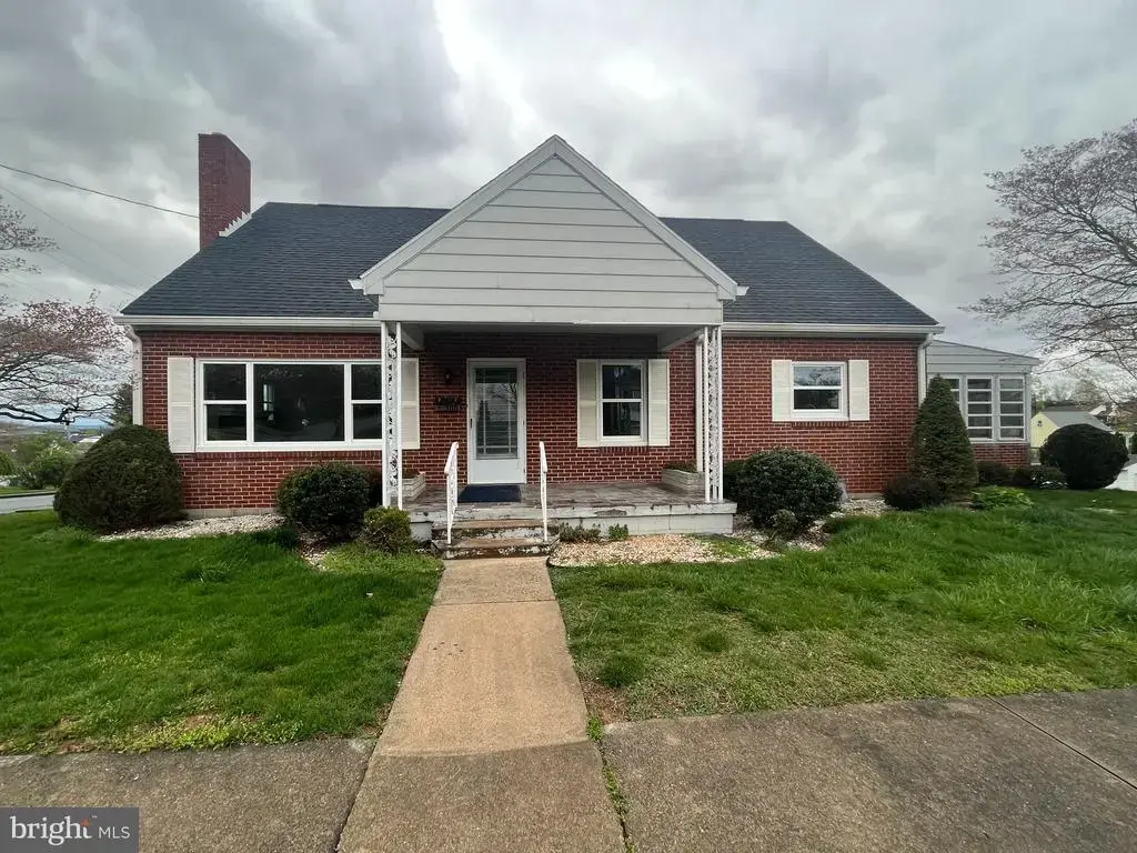 300 Harrison Avenue, WAYNESBORO