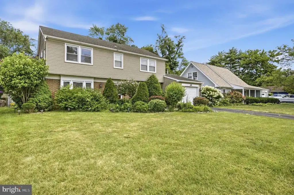10 Galton Ln, WILLINGBORO