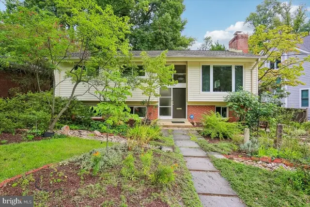 6511 Callander Dr, Bethesda