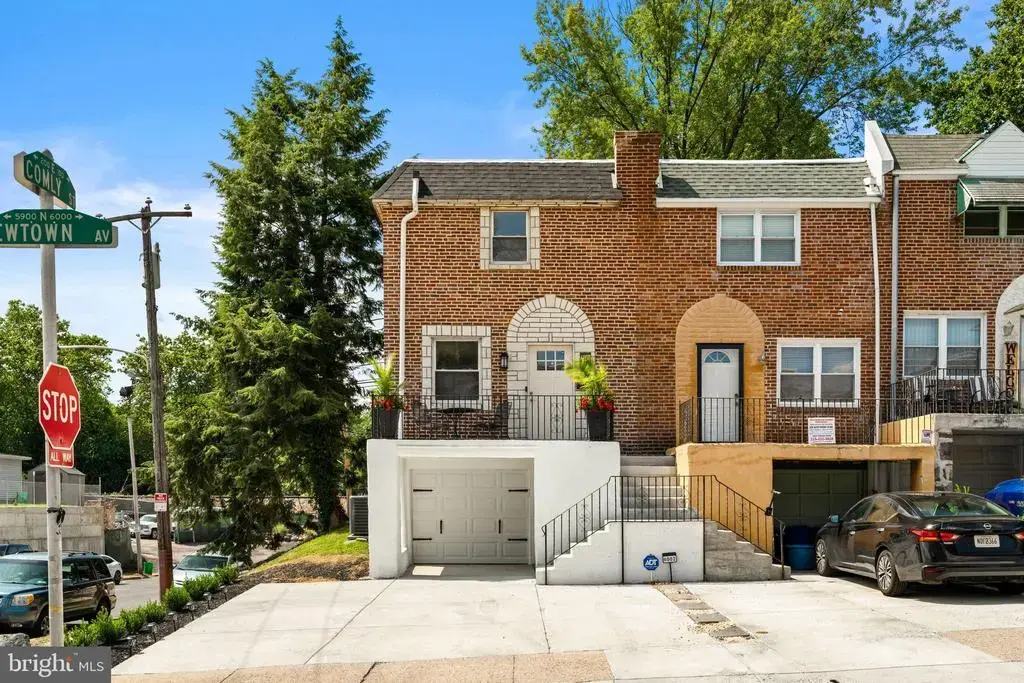 6000 Newtown Ave, PHILADELPHIA