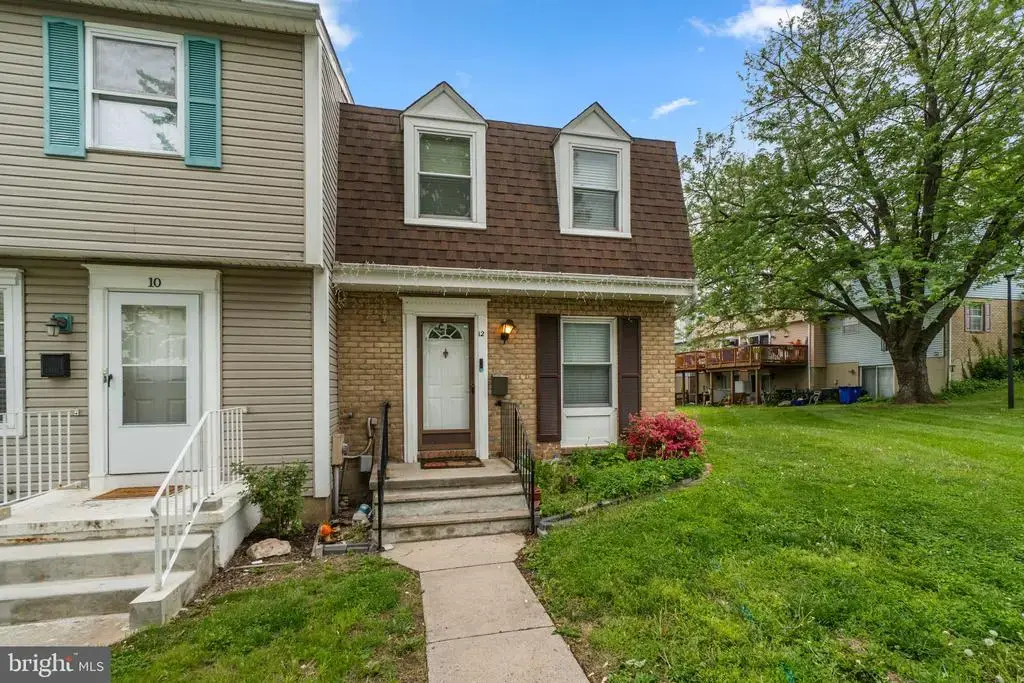 12 Coats Bridge Pl #2f, FREDERICK