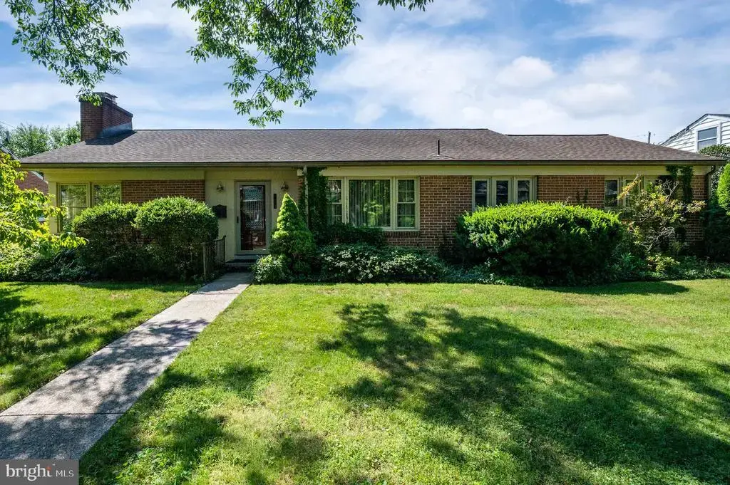 1618 Garfield Ave, READING