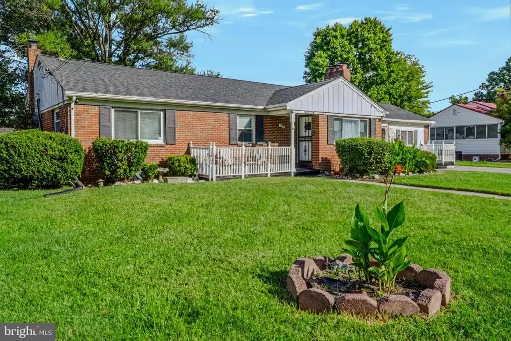 5707 Center Dr, TEMPLE HILLS