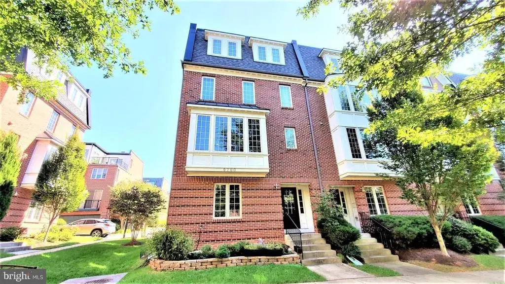 9700 Cedar Farm Circle, FAIRFAX